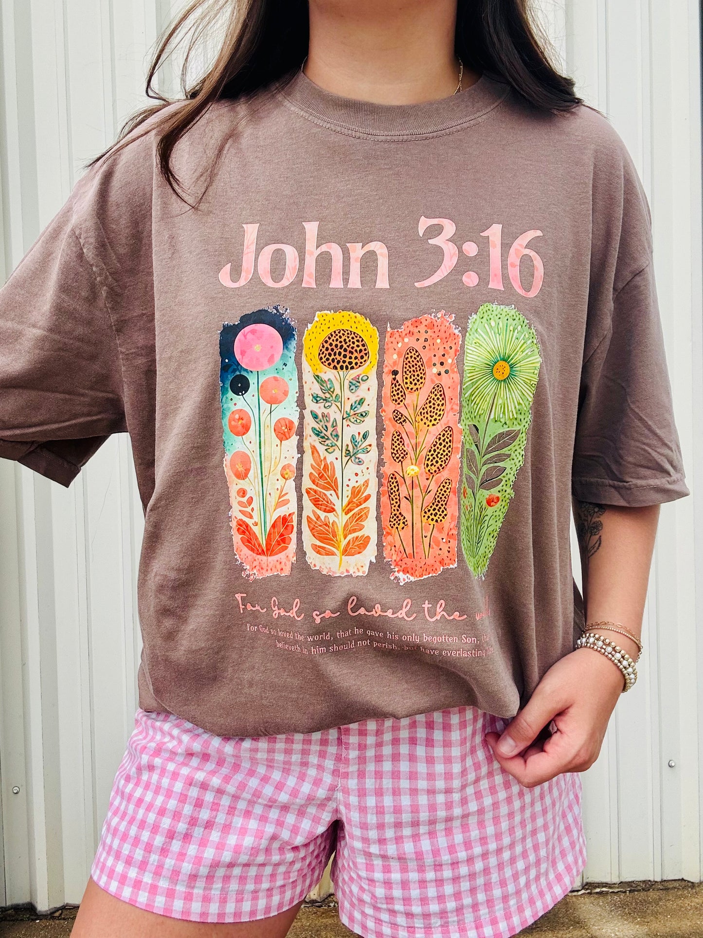 JOHN 3:16 PATCH GRAPHIC TEE