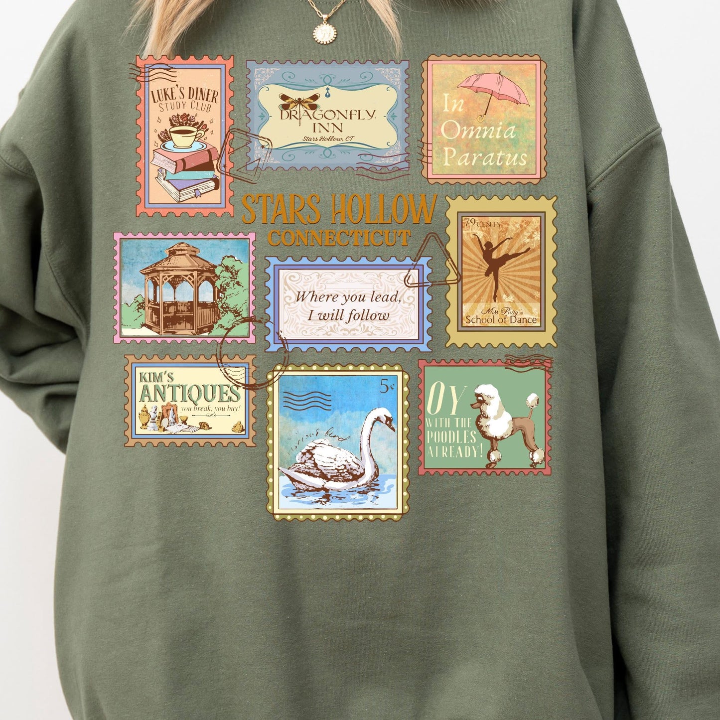 STARS HOLLOW GRAPHIC CREWNECK