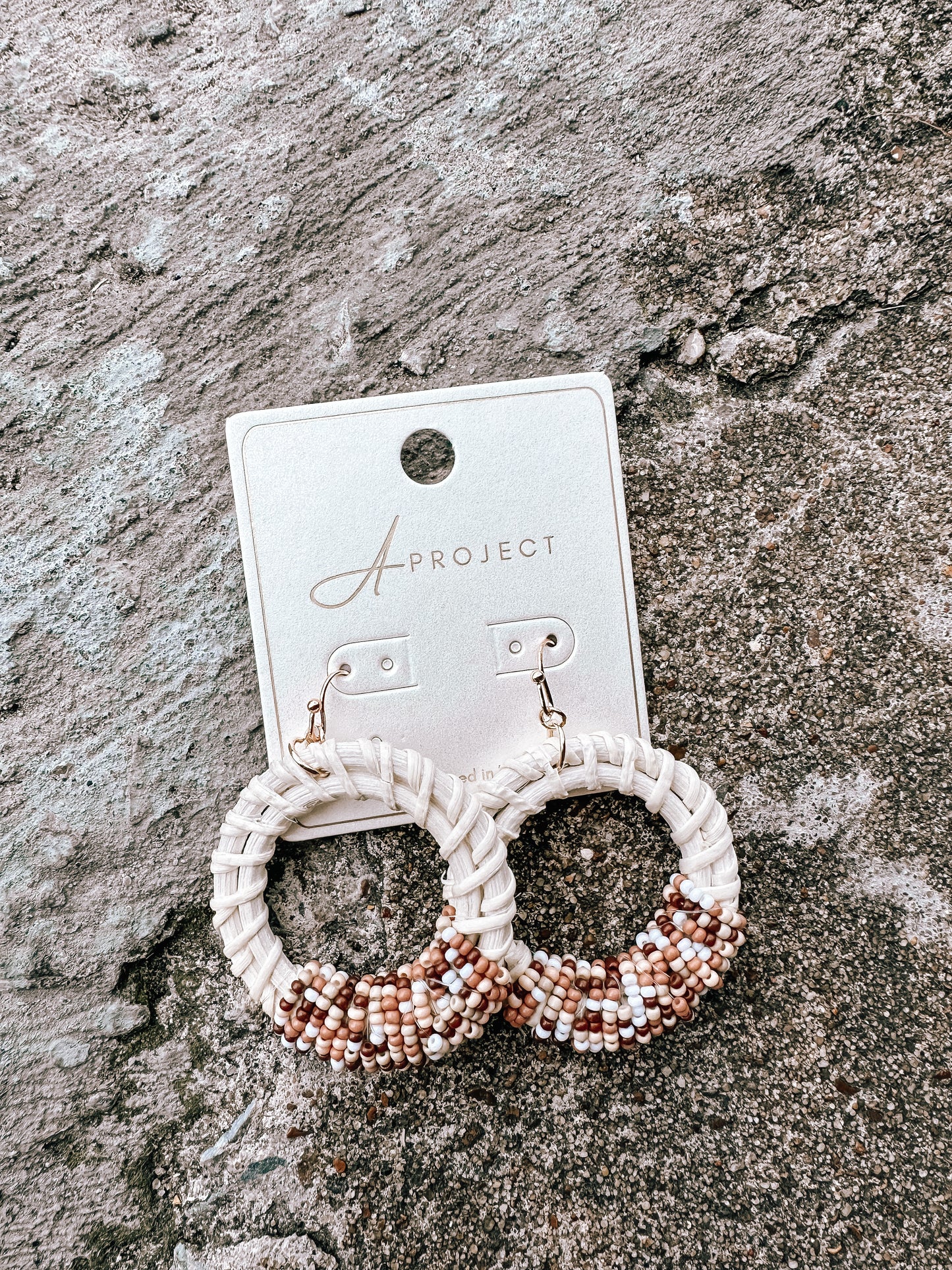 Rattan Seed Bead Circle Earrings | COLORS