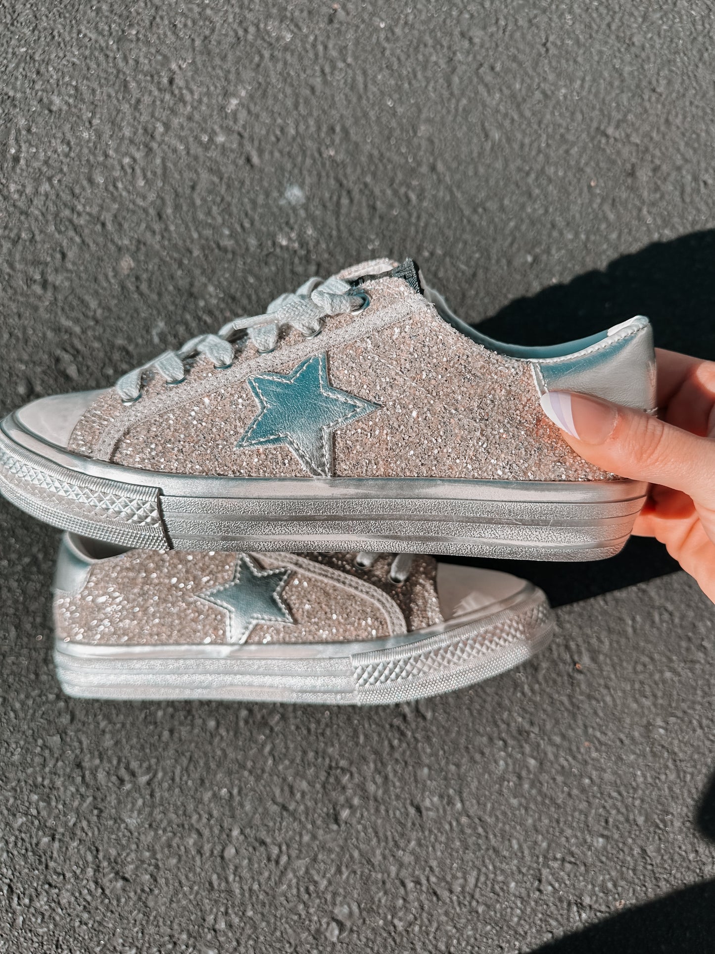 Alive 24 Glitter Sneakers | VINTAGE HAVANA