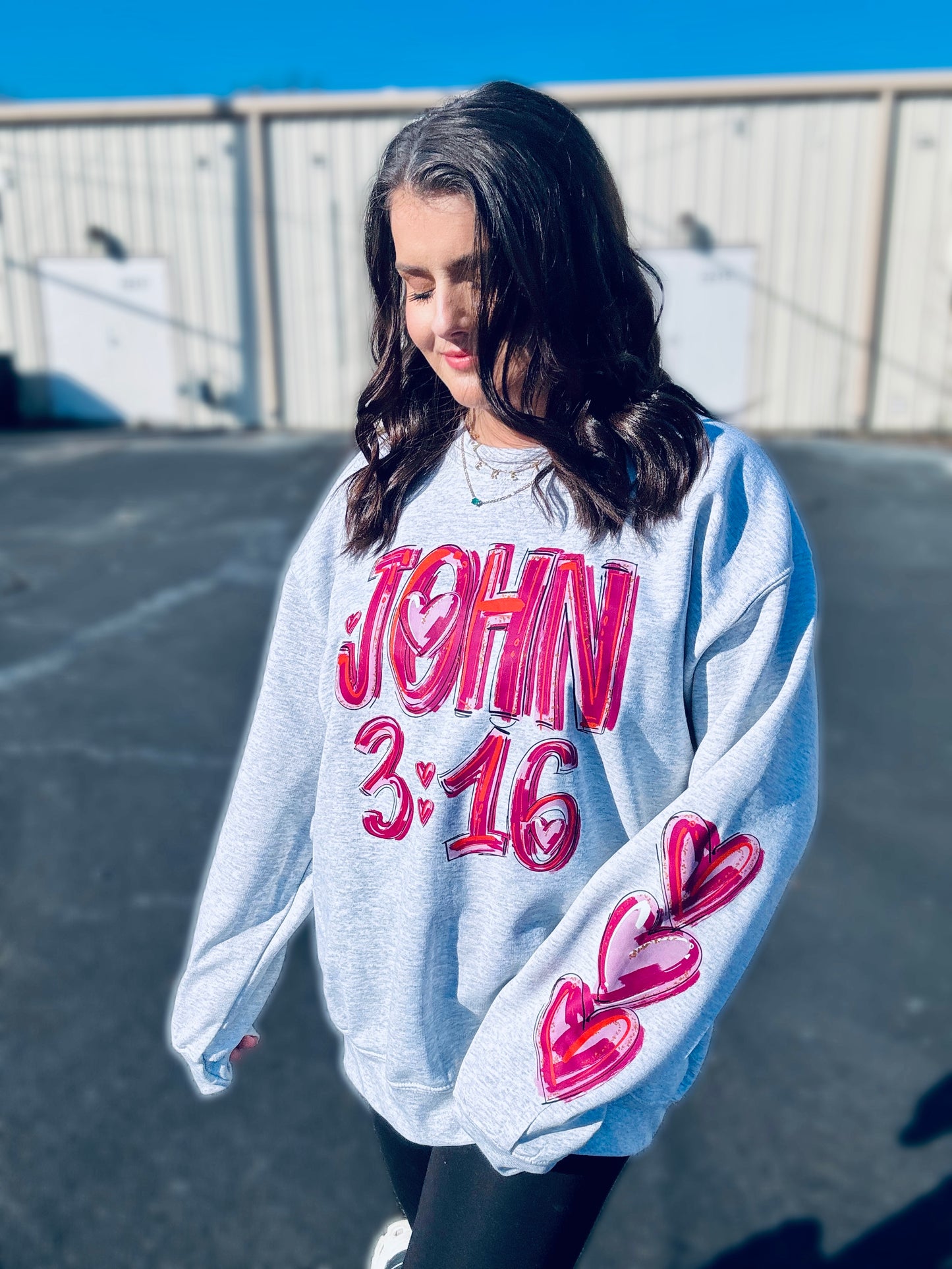 Pretty In Pink Dog Mom graphic crewneck