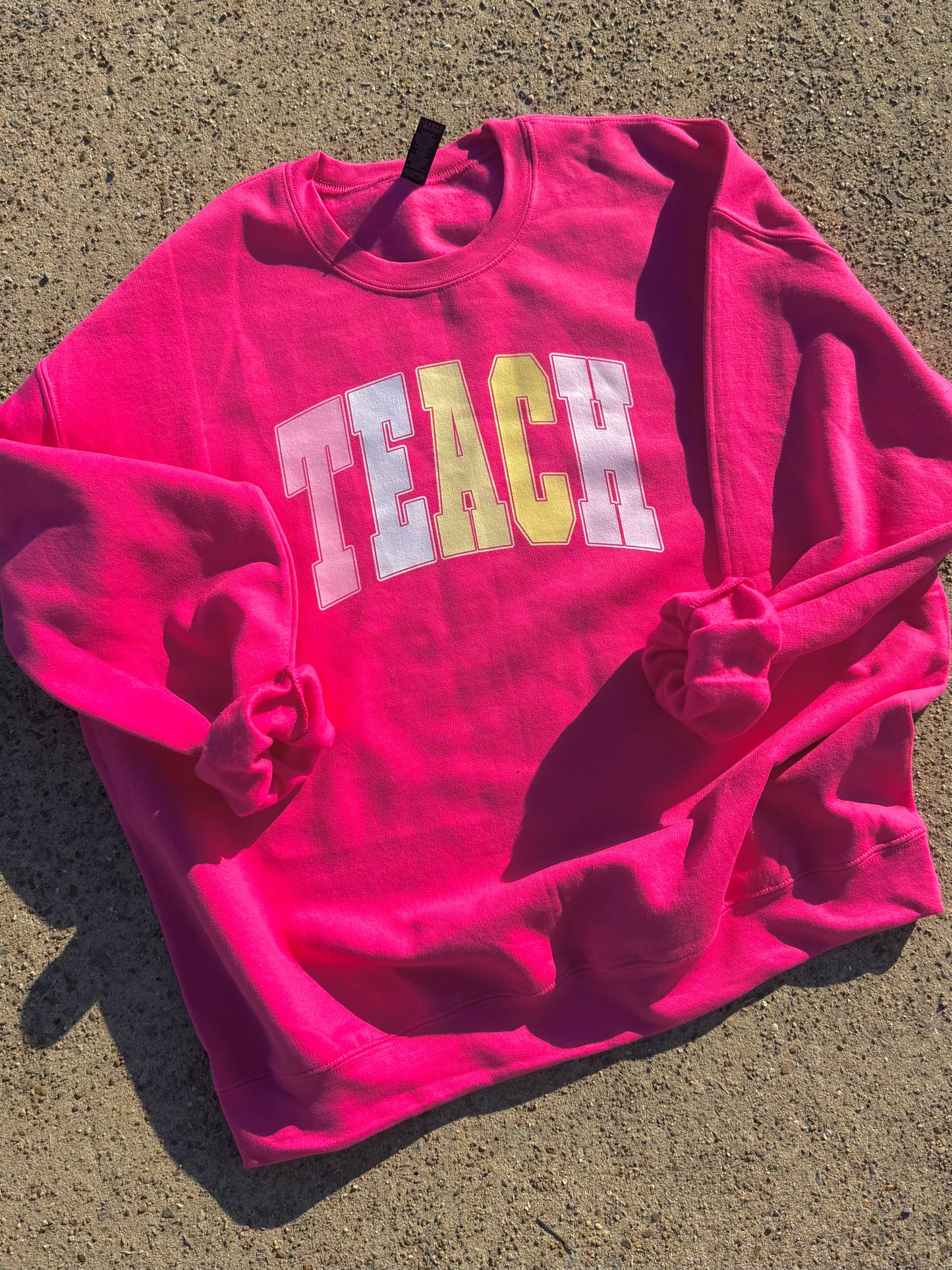 COLORFUL TEACH CREWNECK | HELICONIA