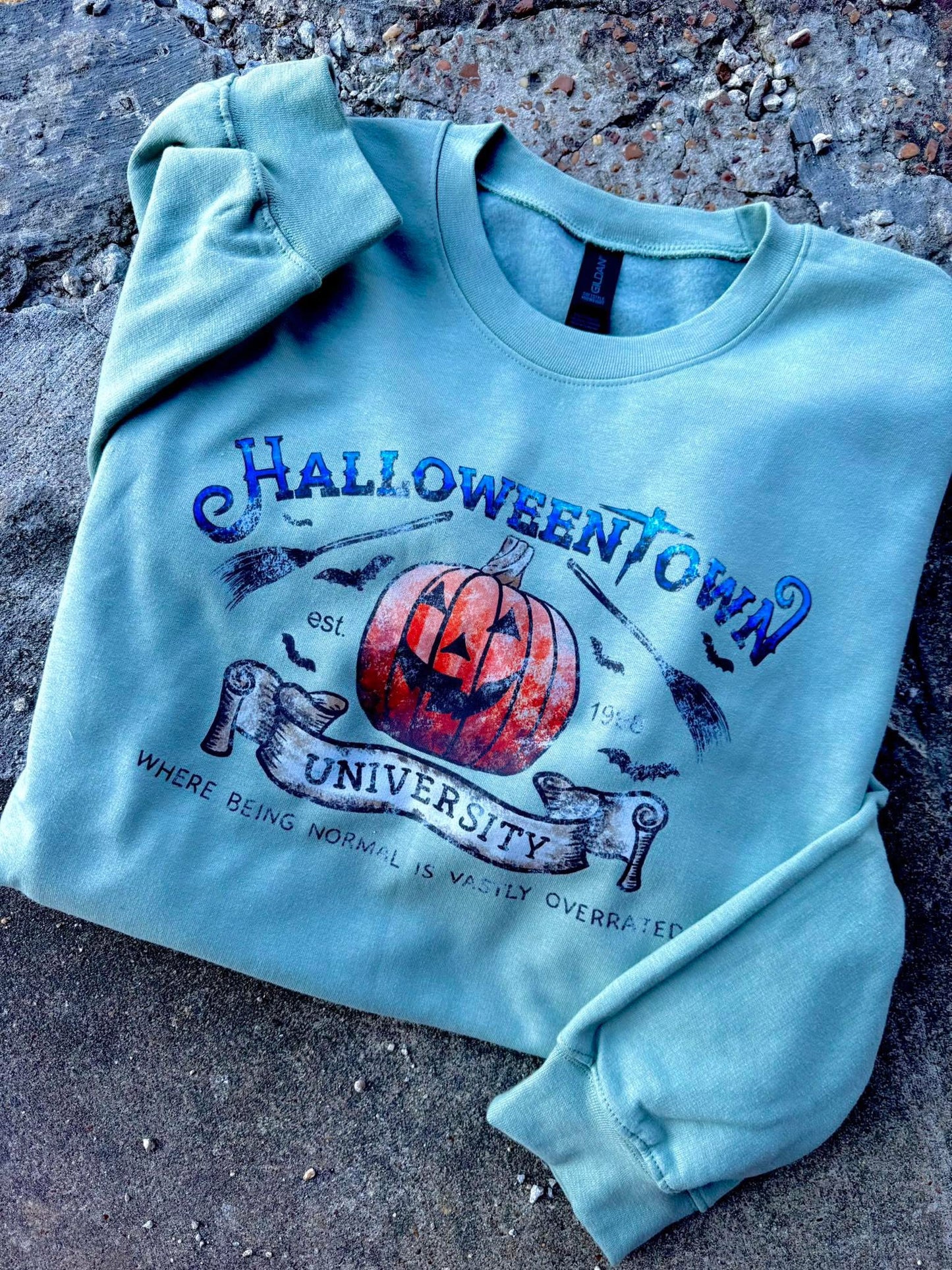 HALLOWEENTOWN CREWNECK