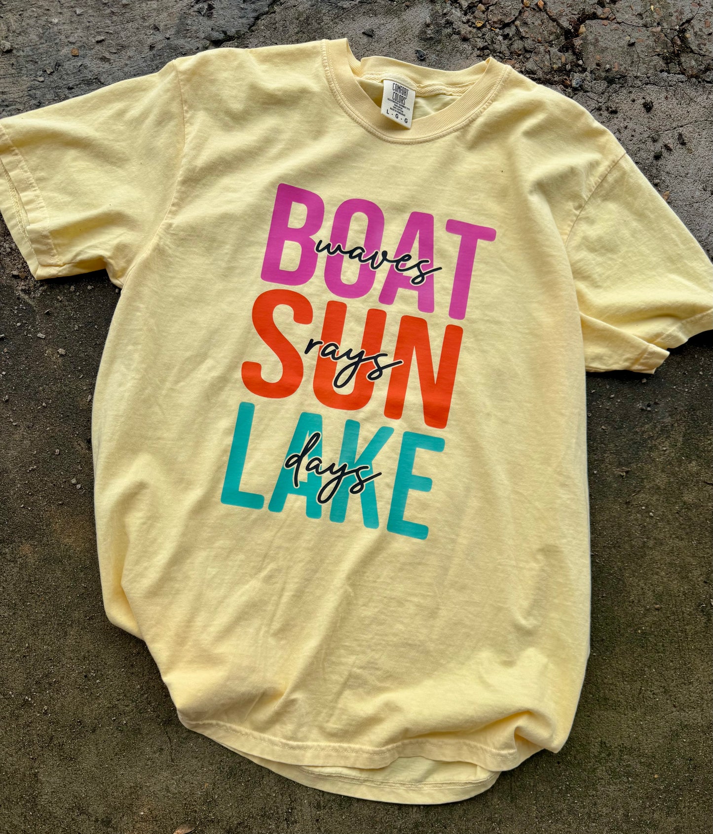 Boat, Sun, Lake Days graphic tee