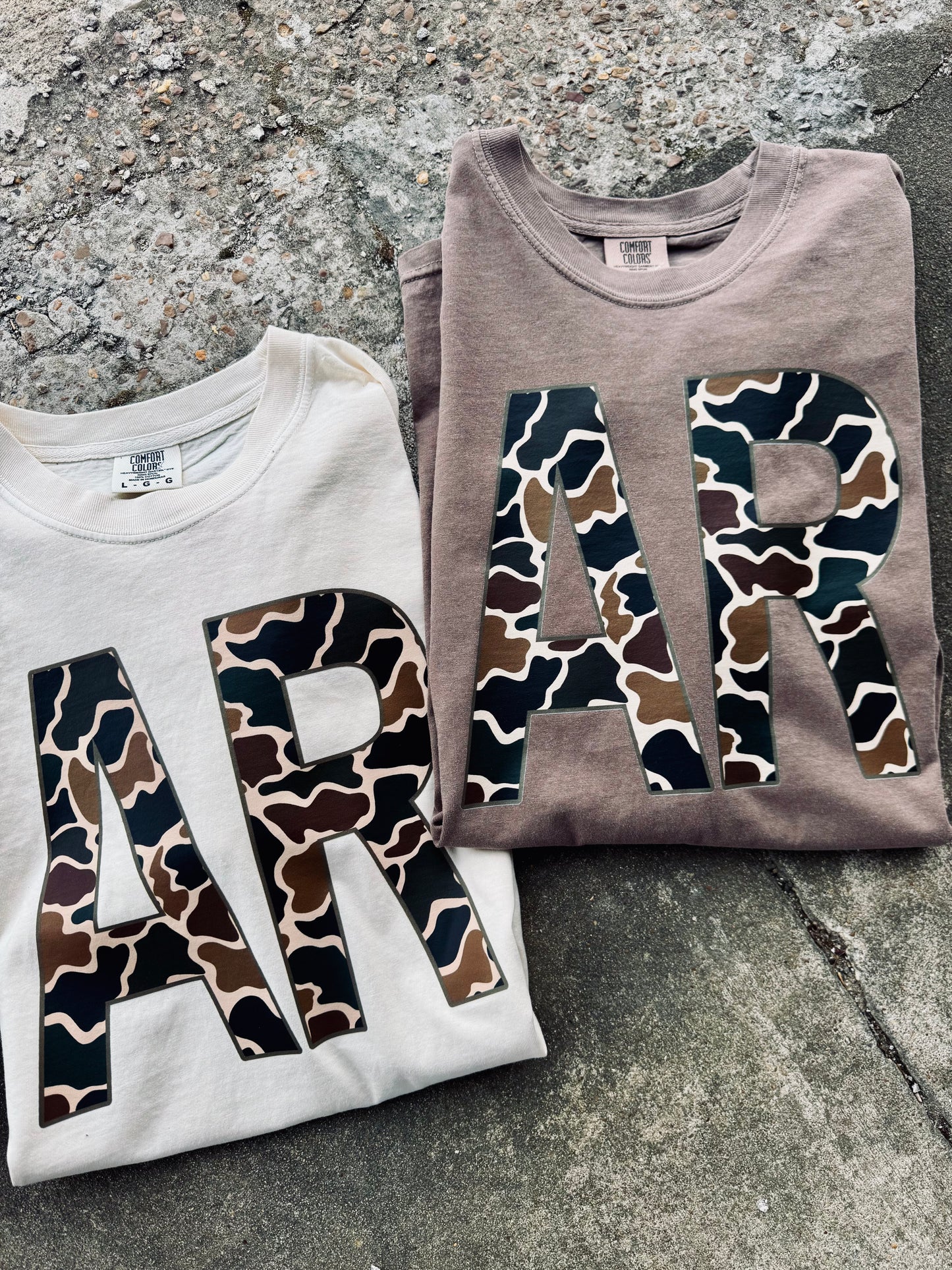 AR CAMO GRAPHIC TEE