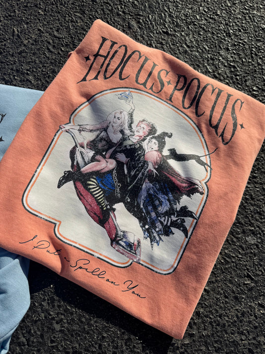 HOCUS POCUS I PUT A SPELL ON YOU GRAPHIC TEE