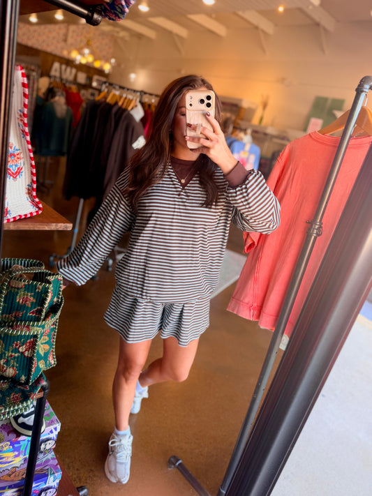 BLUE AND BROWN STRIPE SET