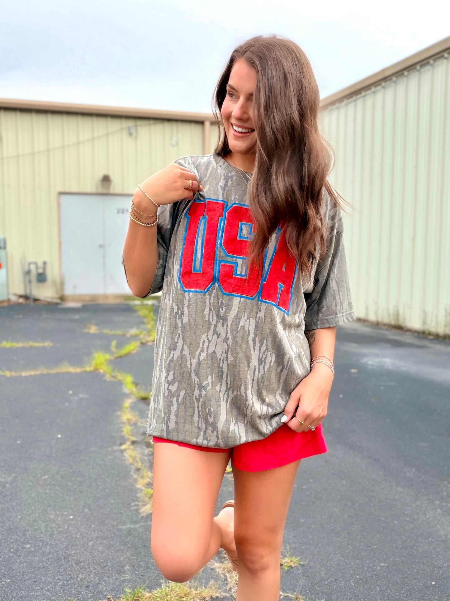 USA CAMO GRAPHIC TEE