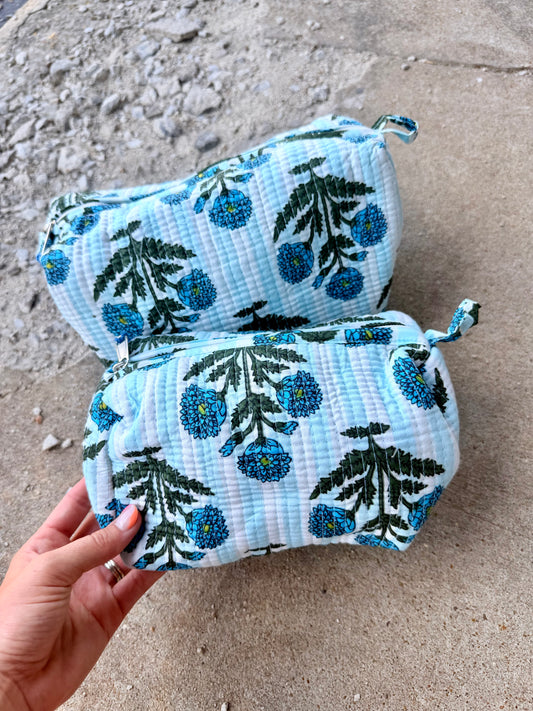 HARBOR BLOOM QUILTED POUCH | BLUE