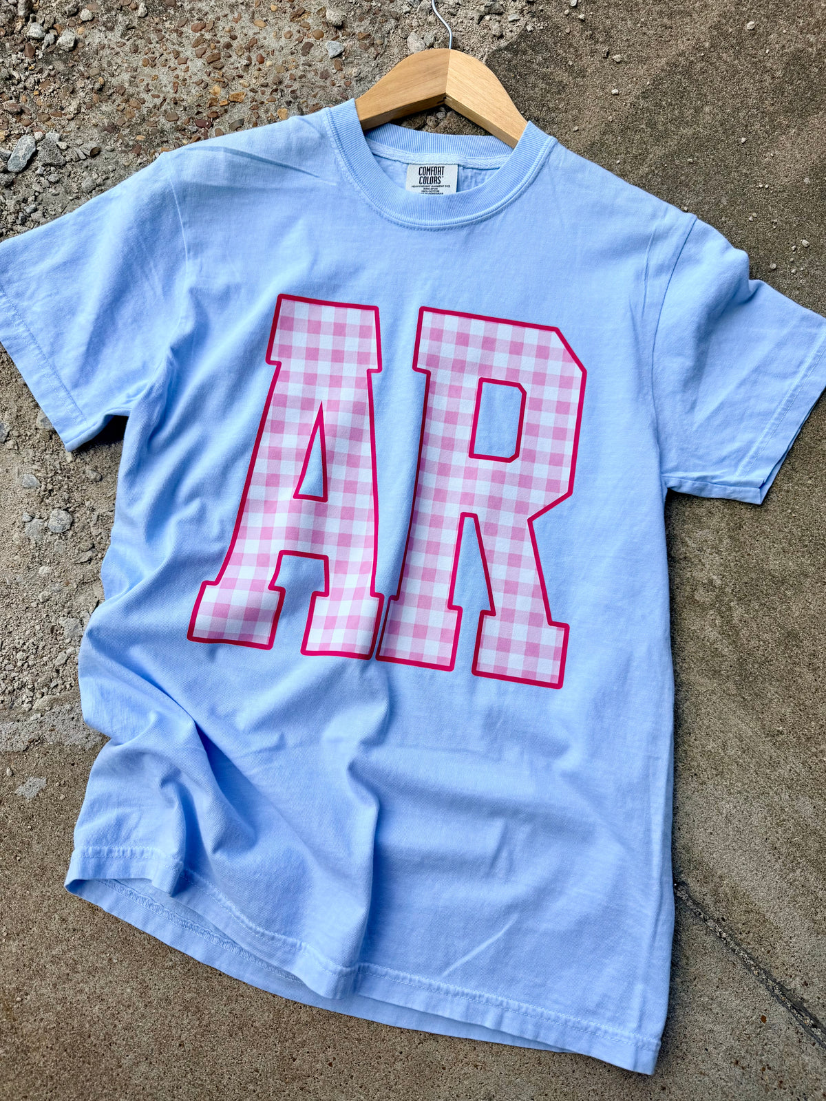 GINGHAM PINK AR GRAPHIC TEE