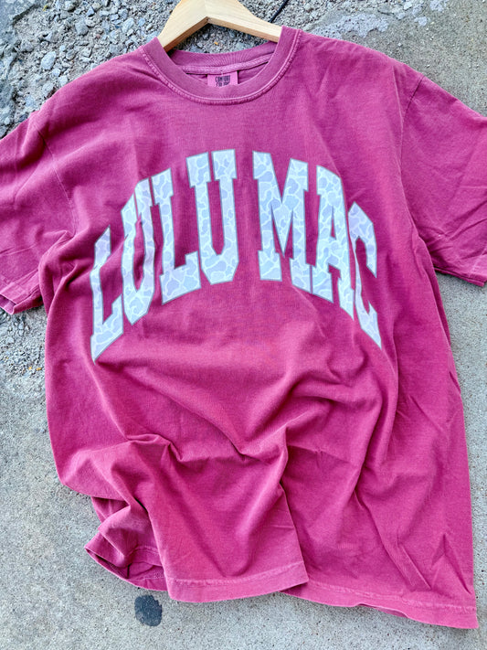 CAMO CRIMSON LULU MAC GRAPHIC TEE