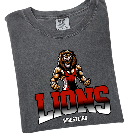 LIONS WRESTLING MASCOT GRAPHIC TEE