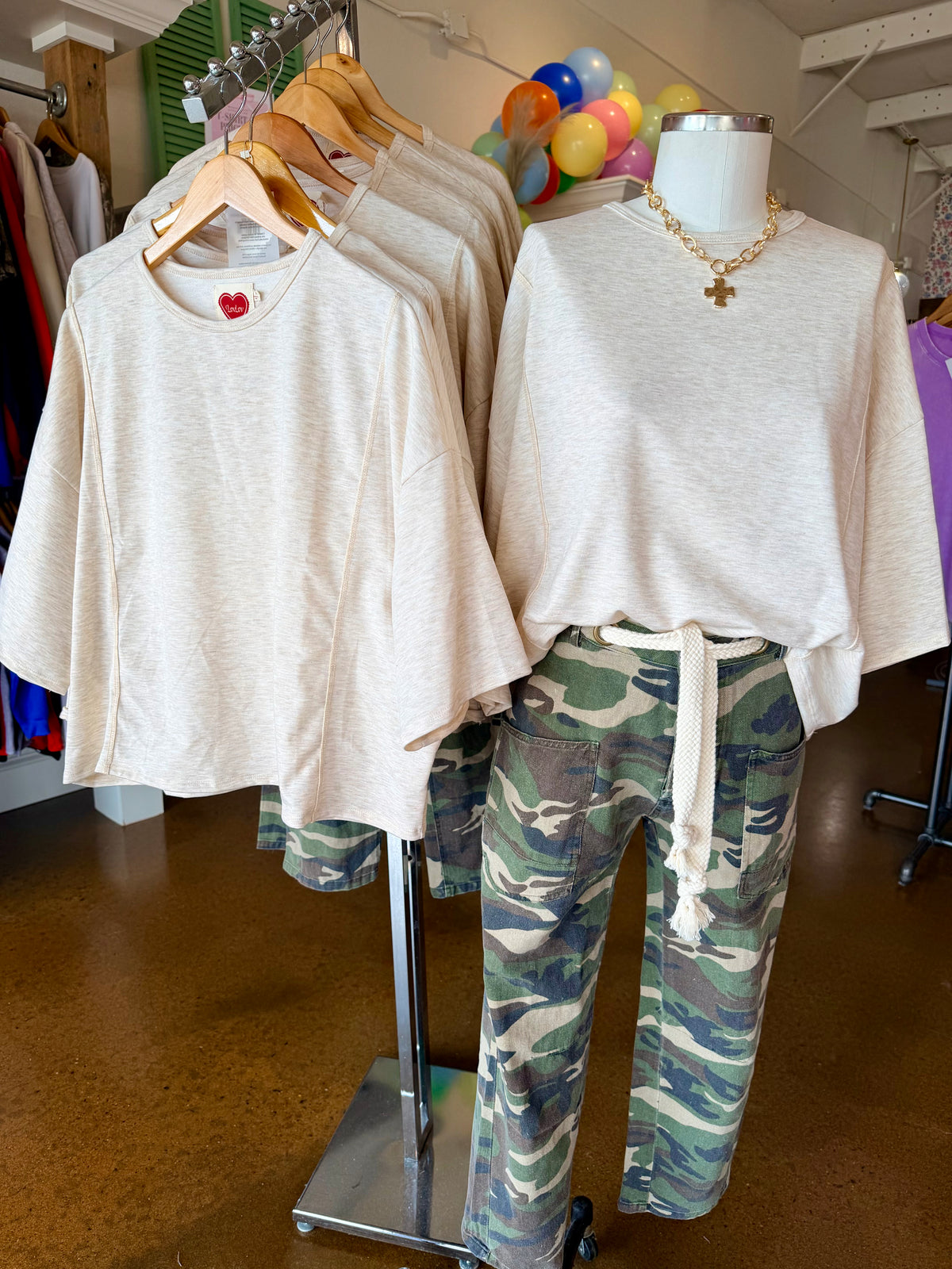 WASHED LOOSE FIT OATMEAL TOP