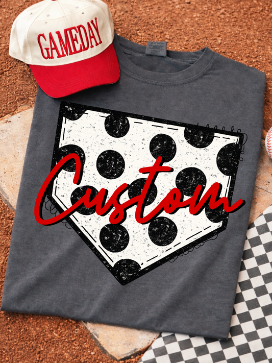 CUSTOM POLKA DOT BASE PLATE GRAPHIC TEE | PEPPER