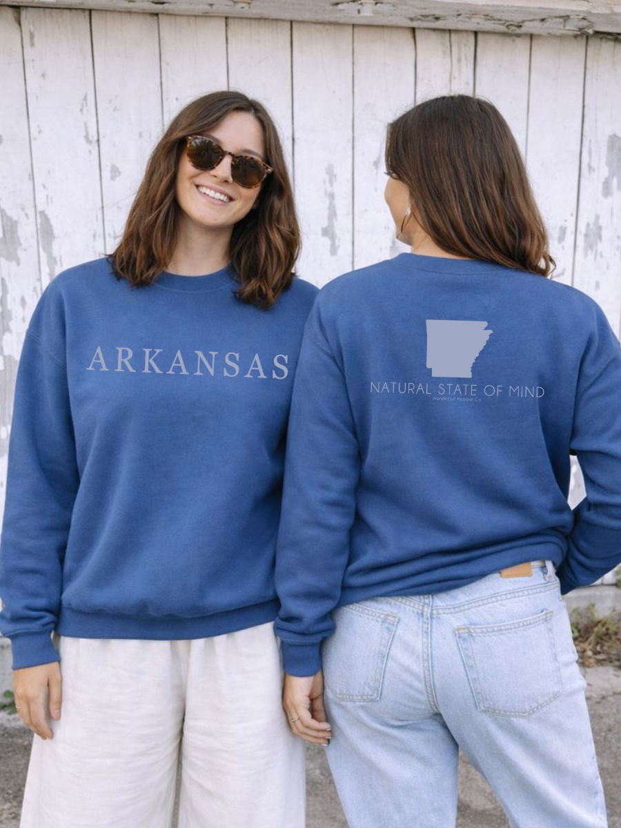 ARKANSAS | NATURAL STATE OF MIND - GILDAN CREWNECK