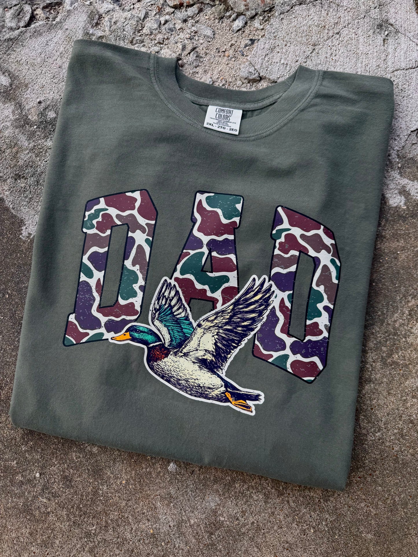 Camo duck dad graphic tee