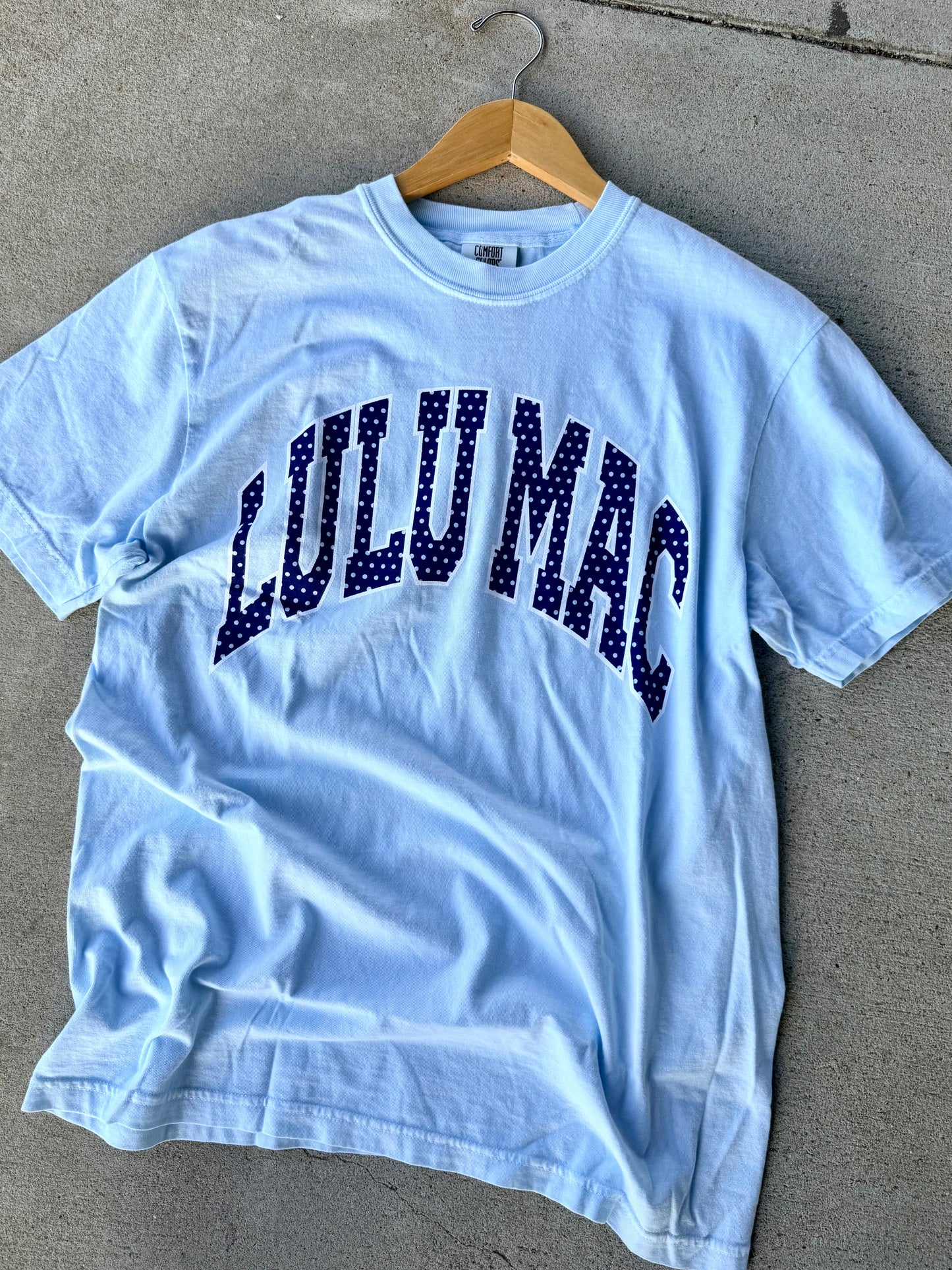 POLKA DOT CHAMBRAY | LULU MAC GRAPHIC TEE