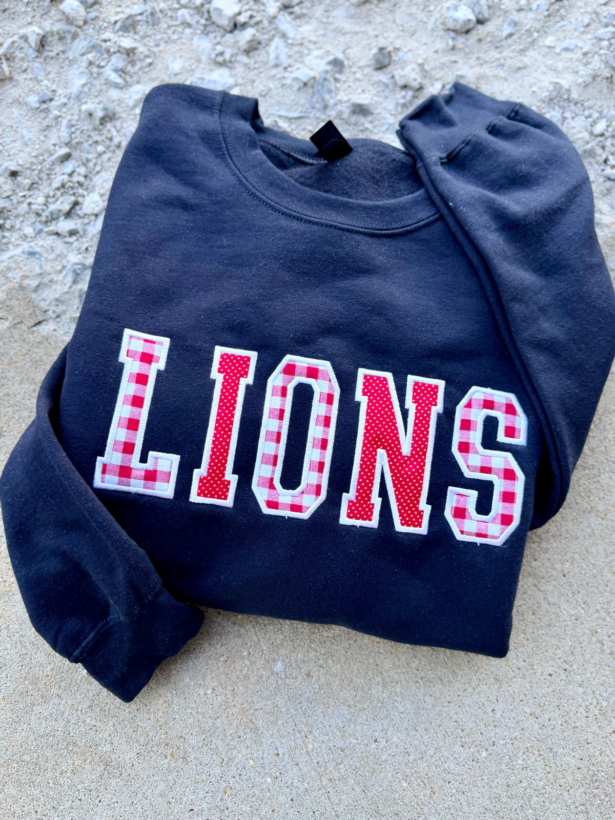 CUSTOM APPLIQUE EMBROIDERY CREWNECK