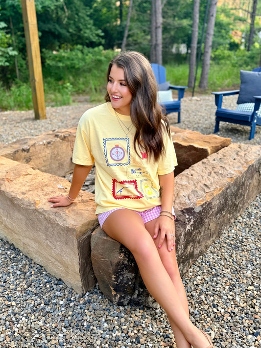 STAMP WANDERLUST CAMP  GRAPHIC TEE | BUTTER