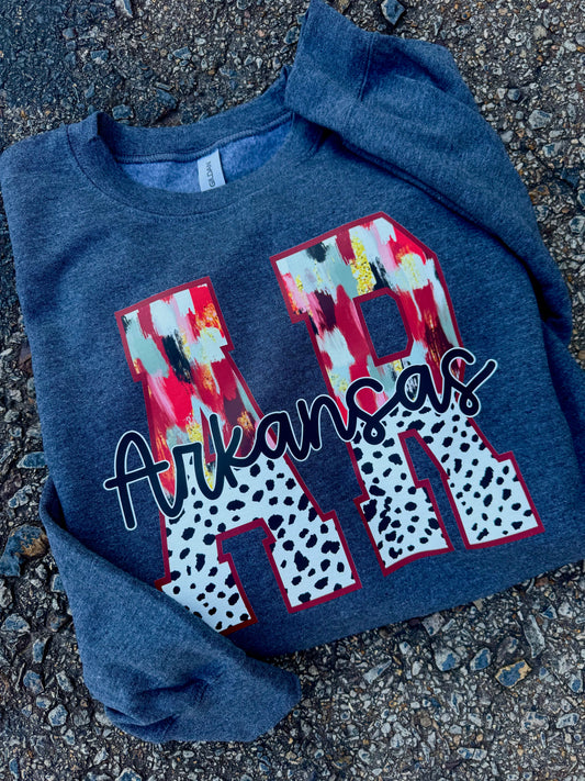AR DALMATION AND PAINTED PATTERN CREWNECK