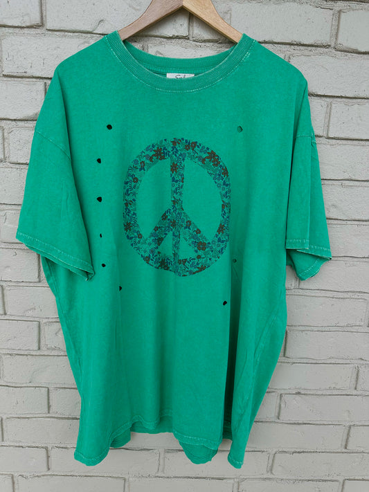 Oversized Distressed Peace Sign Tee | GREEN