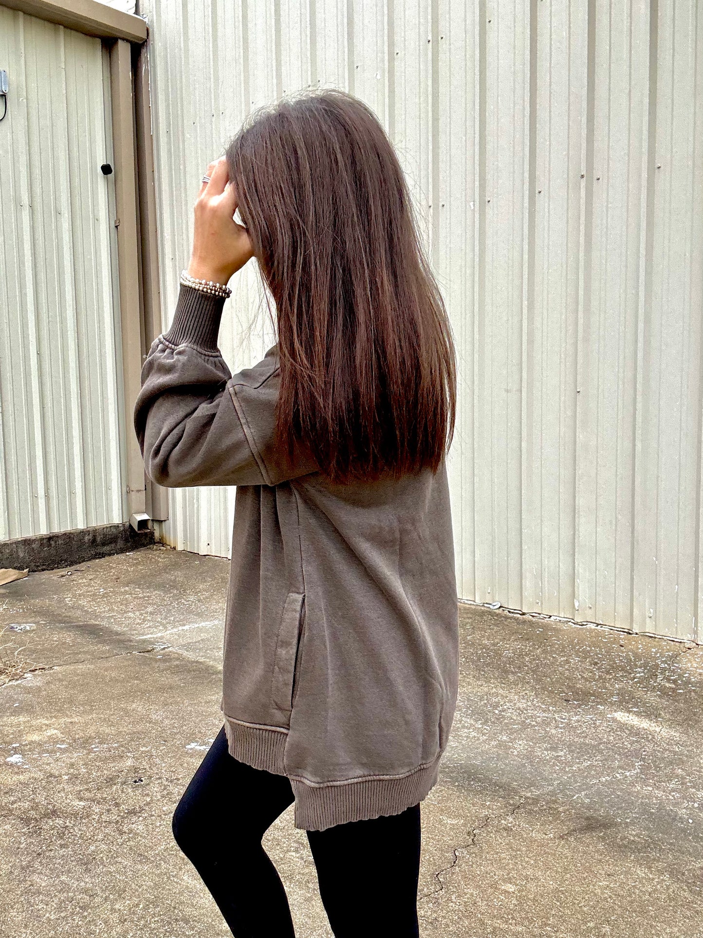 PIGMENT DYE FLEECE HI-LOW