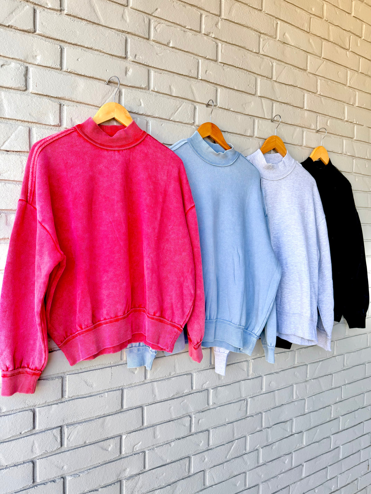 DOUBLE ZERO MOCKNECK SWEATHSIRT