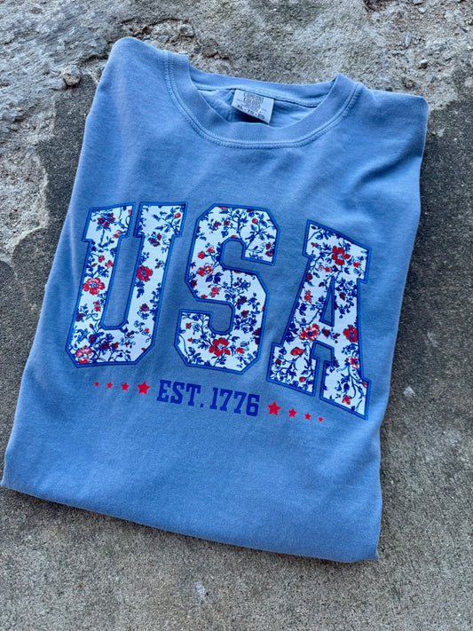 Floral USA EST 1776 graphic tee