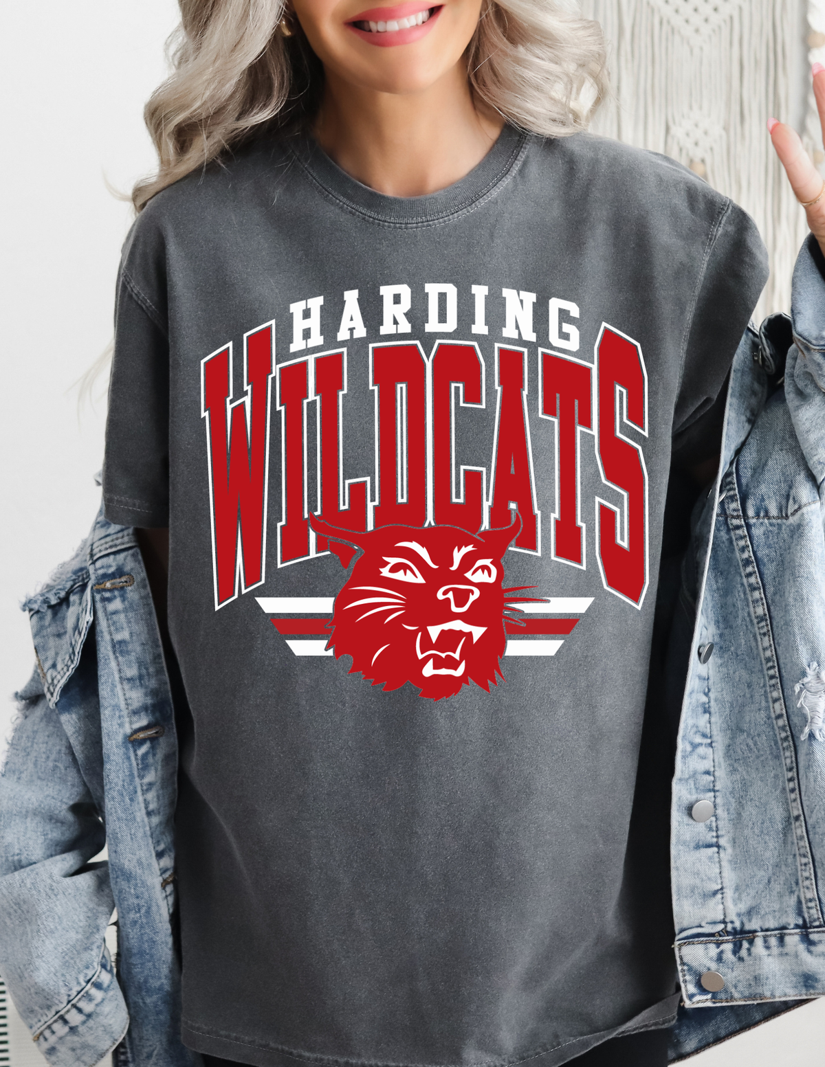 VARSITY MASCOT HARDING WILDCATS GRAPHIC TEE PEPPER