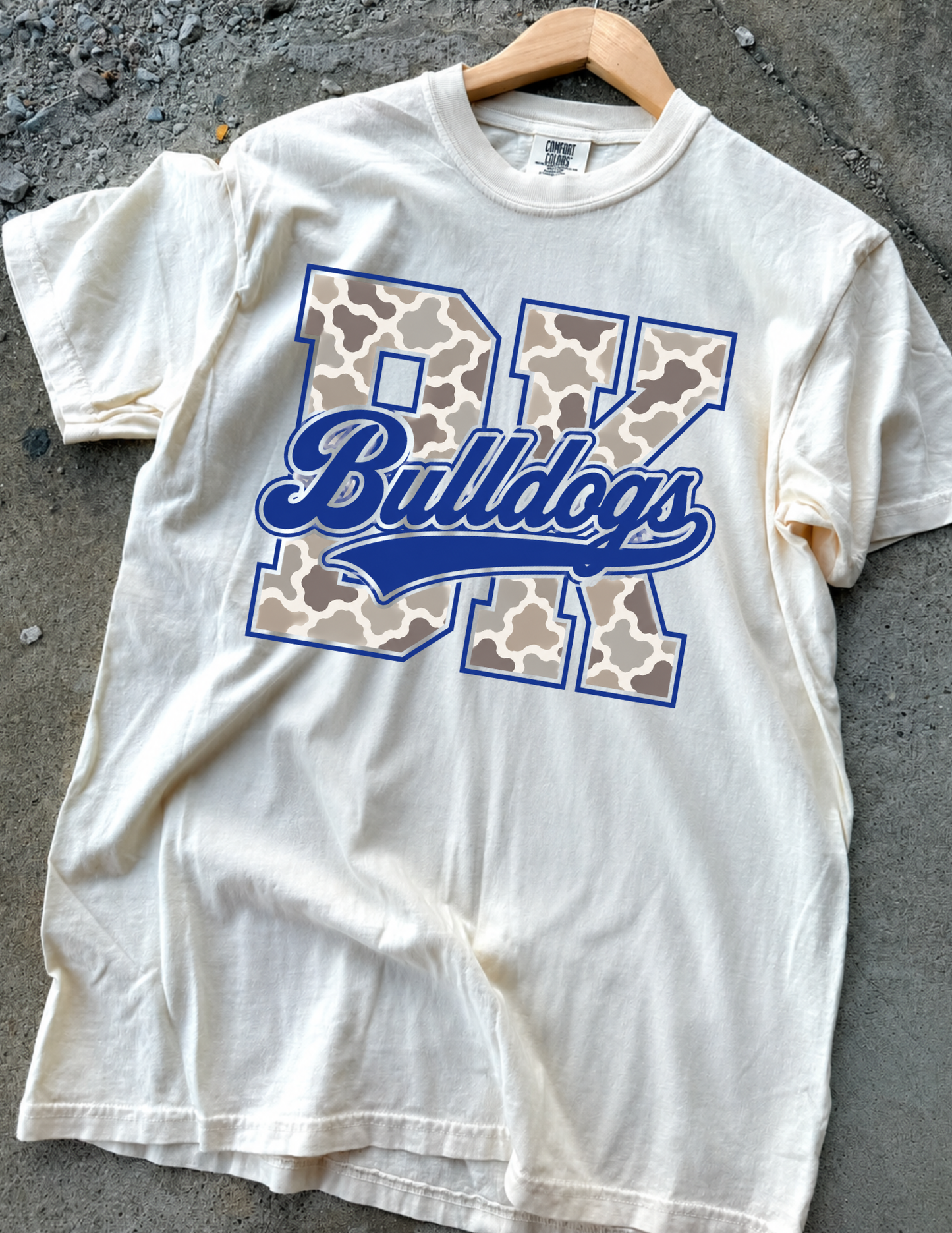 CAMO BK BULLDOGS GRAPHIC TEE IVORY