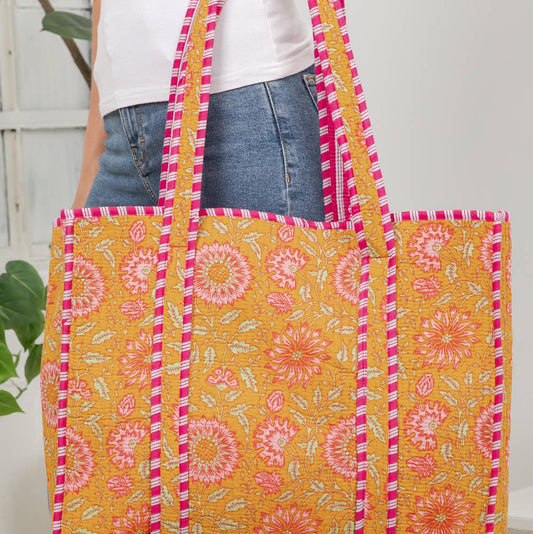 SUNSET BLOOM REVERSIBLE QUILTED TOTE BAG